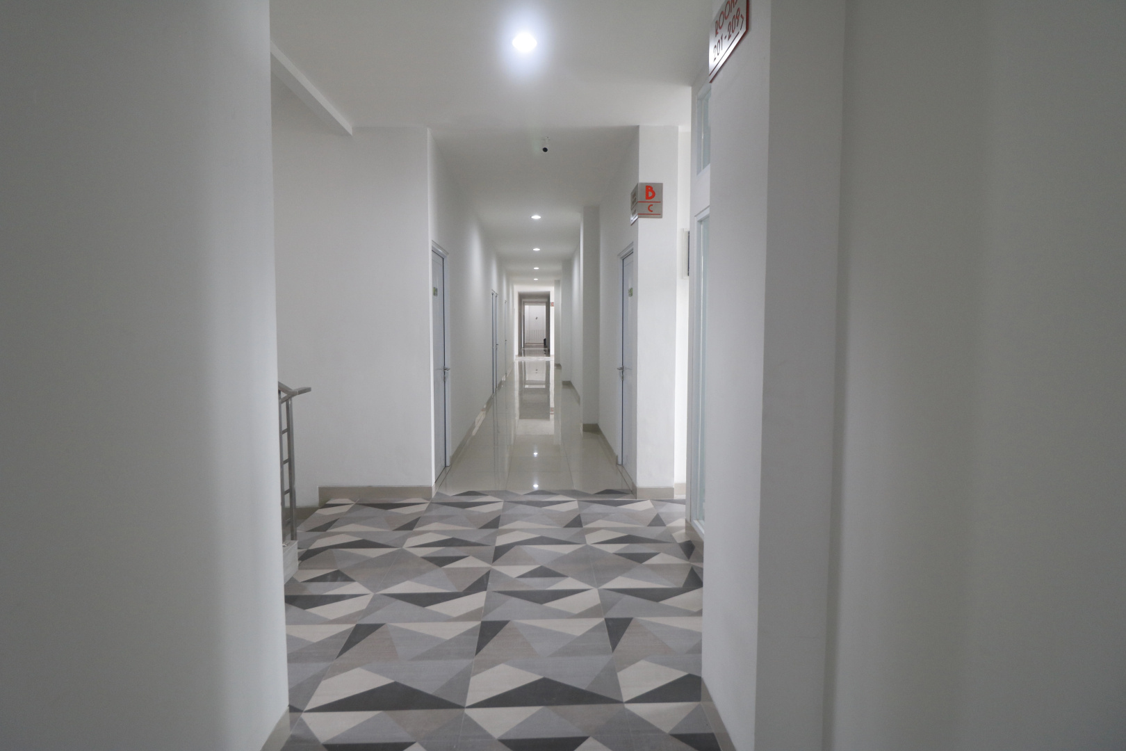 Foto - RedDoorz Plus near Living Plaza Jababeka