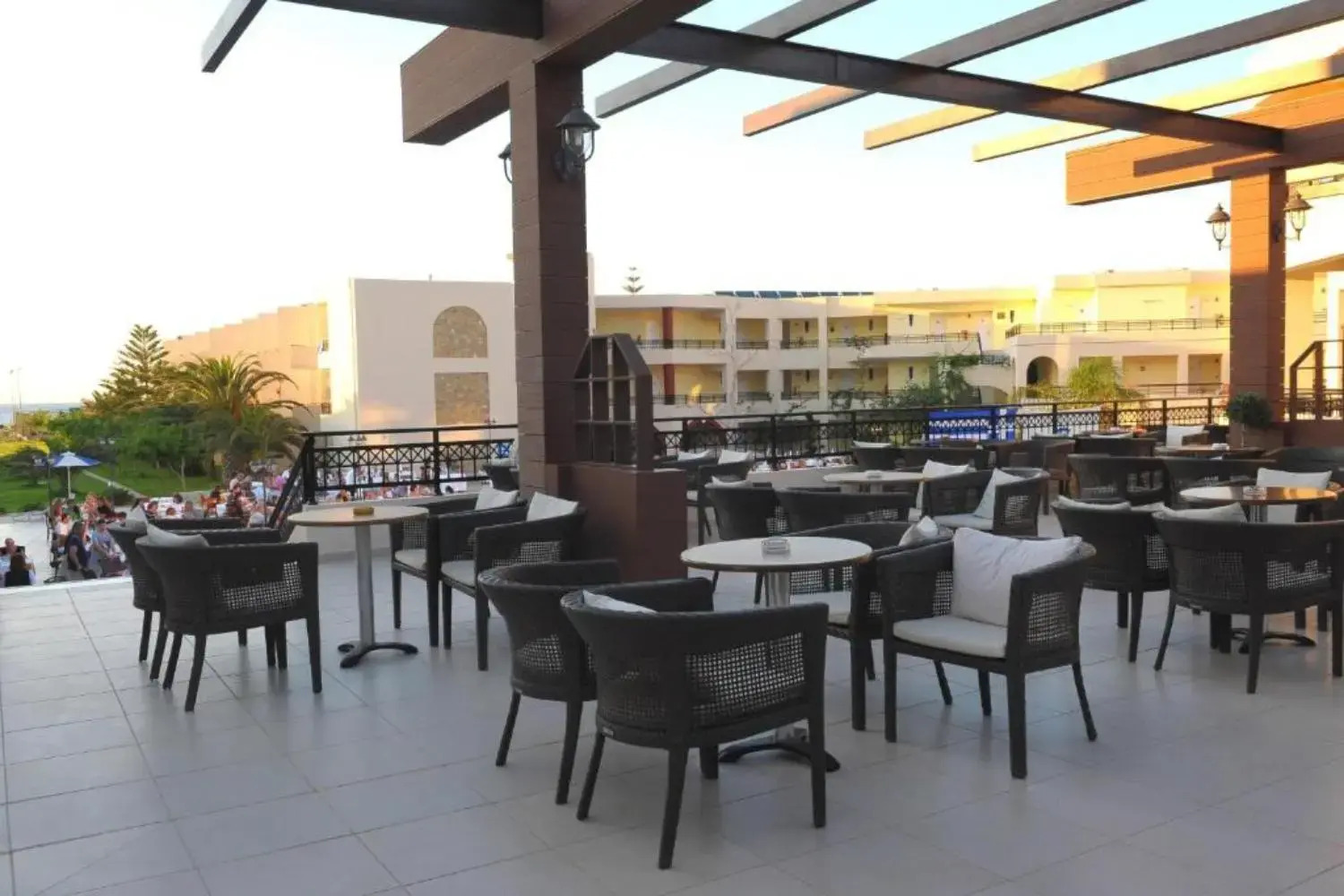 Photo - Vantaris Palace