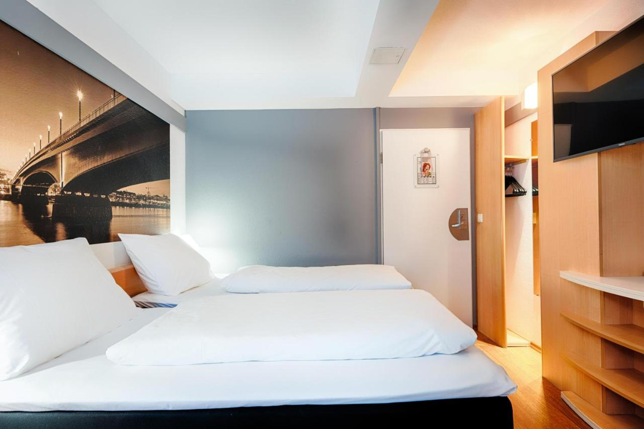 Photo - ibis Bonn