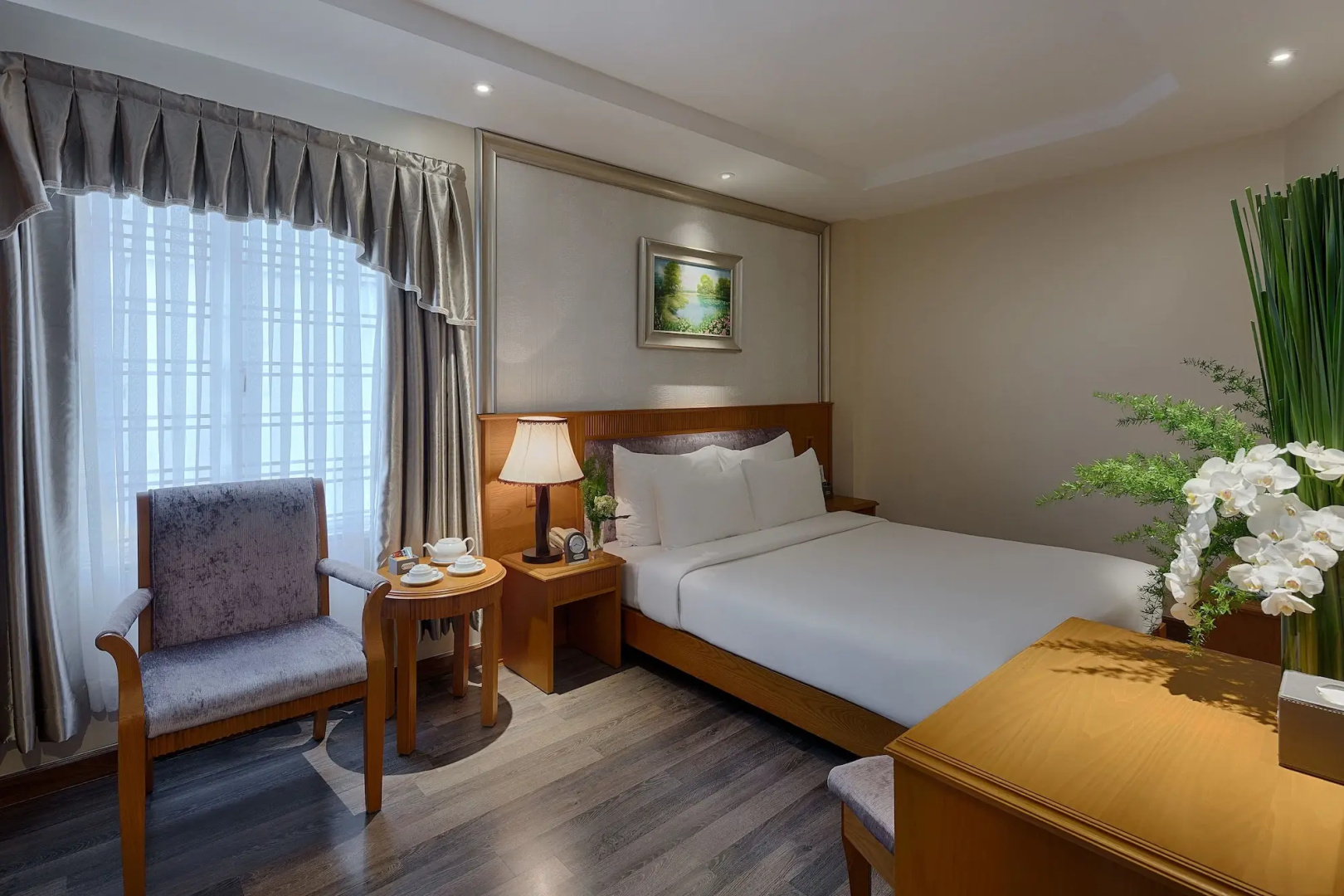 Photo - Silverland Sil Hotel