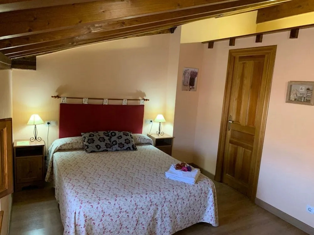 Photo - La Cabala de Ibeas