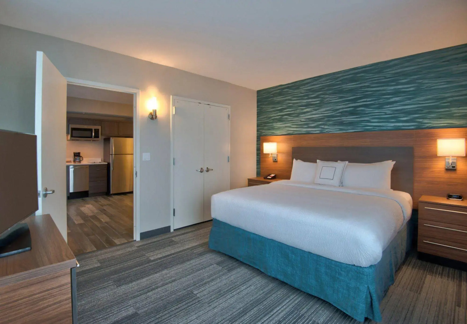 Photo - TownePlace Suites by Marriott Miami Airport