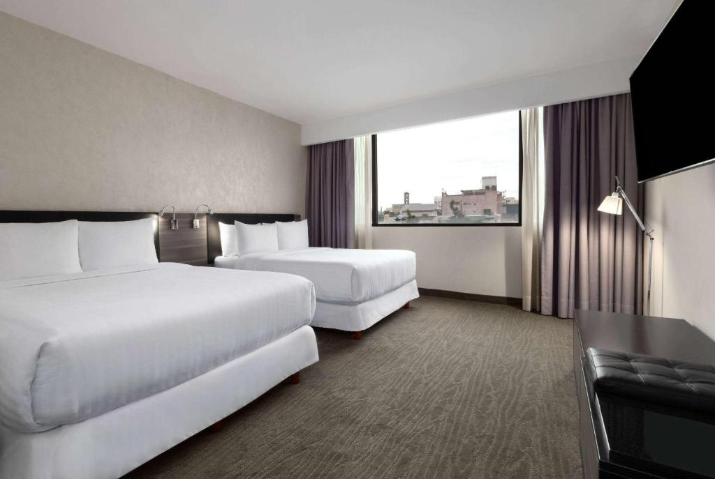 Photo - Wyndham Monterrey Ambassador Centro