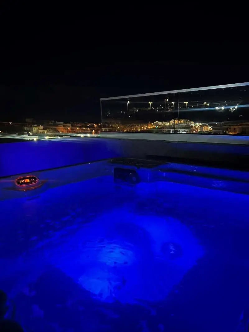 Photo - Mayfair by Premier Suites MT