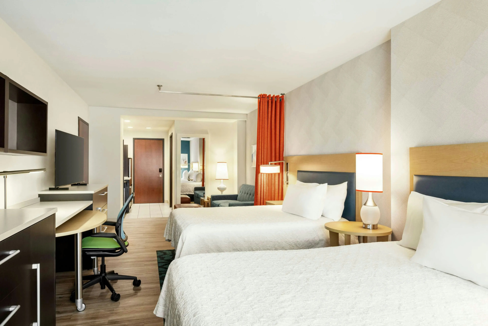 Photo - Home2 Suites by Hilton NY Long Island City/Manhattan View