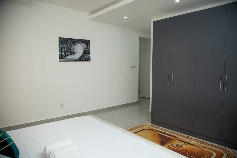 Lux Suites Aqua Gardens Nyali