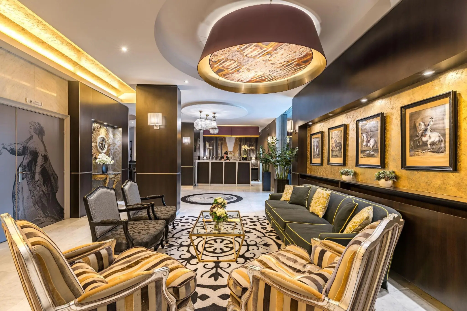 Foto - Hôtel Le Versailles