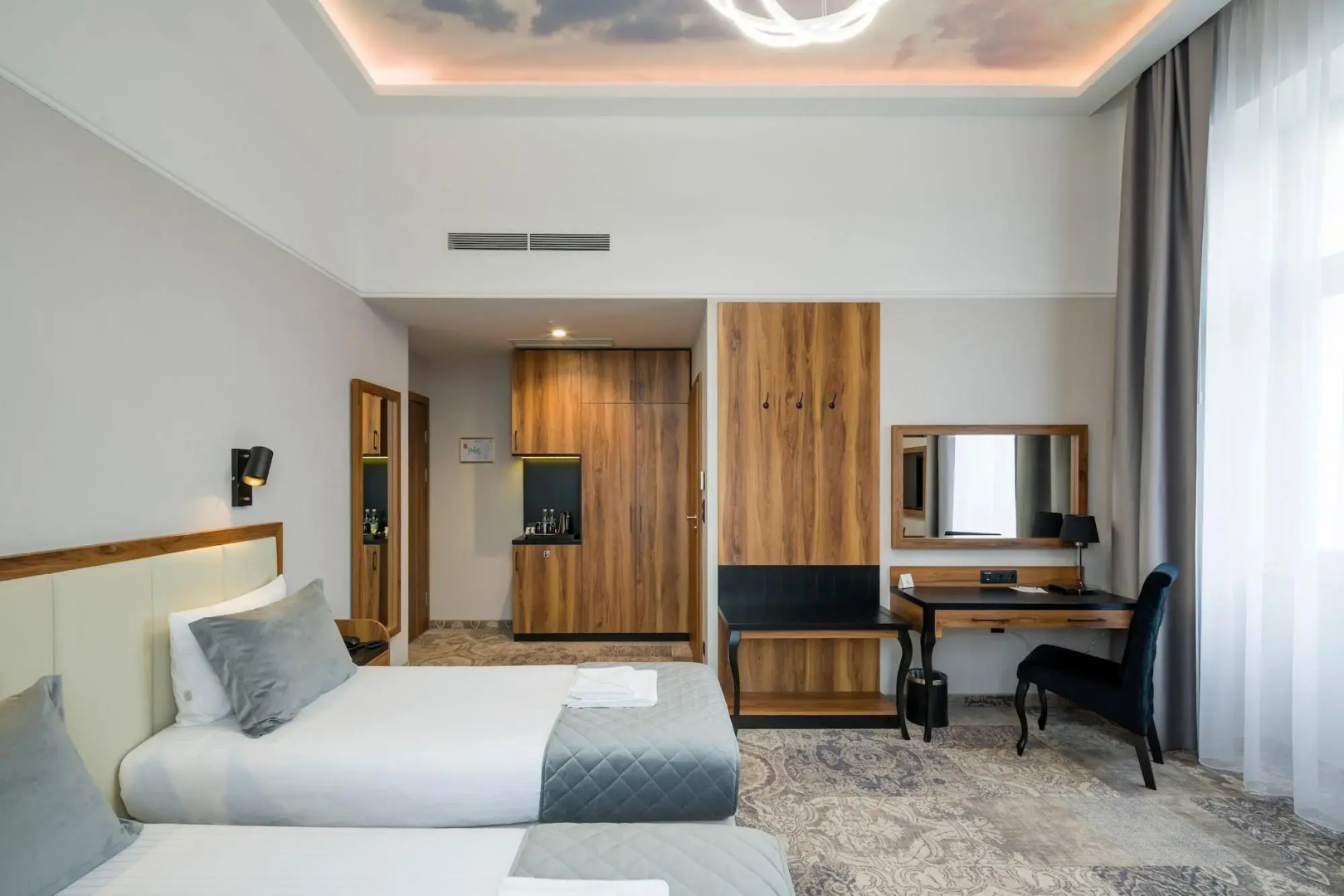 Photo - Sky Hotel Kraków