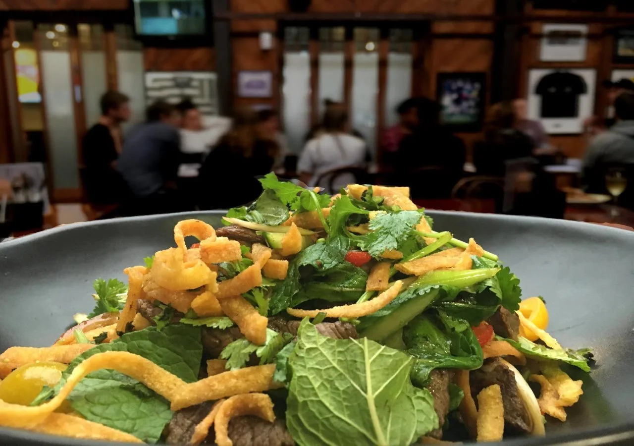 Photo - The Cambridge Hotel & Backpackers