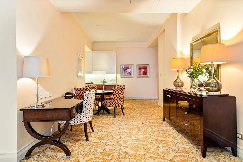 Foto - Taj Hotel 305