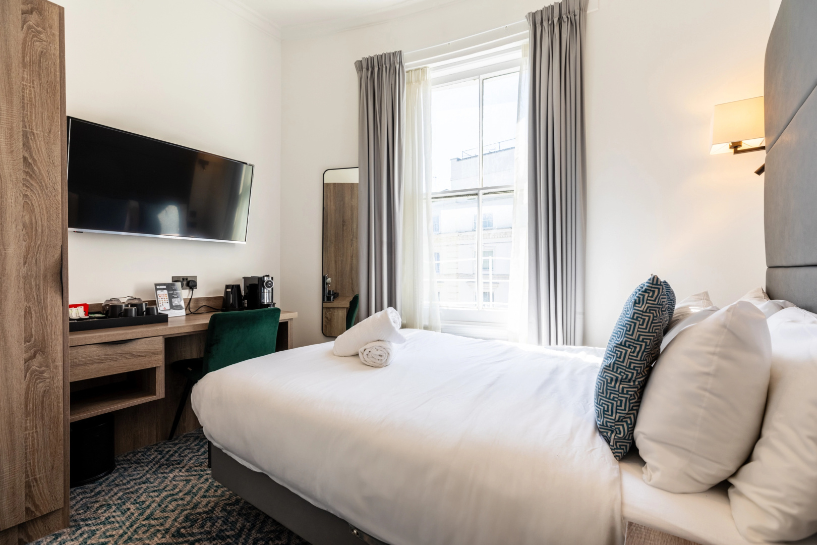 Photo - The J Hyde Park Hotel