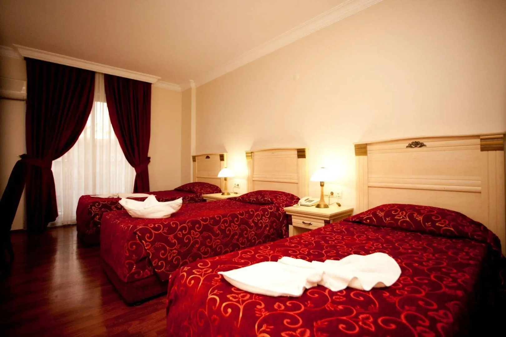 Foto - duqqan deluxe hotel