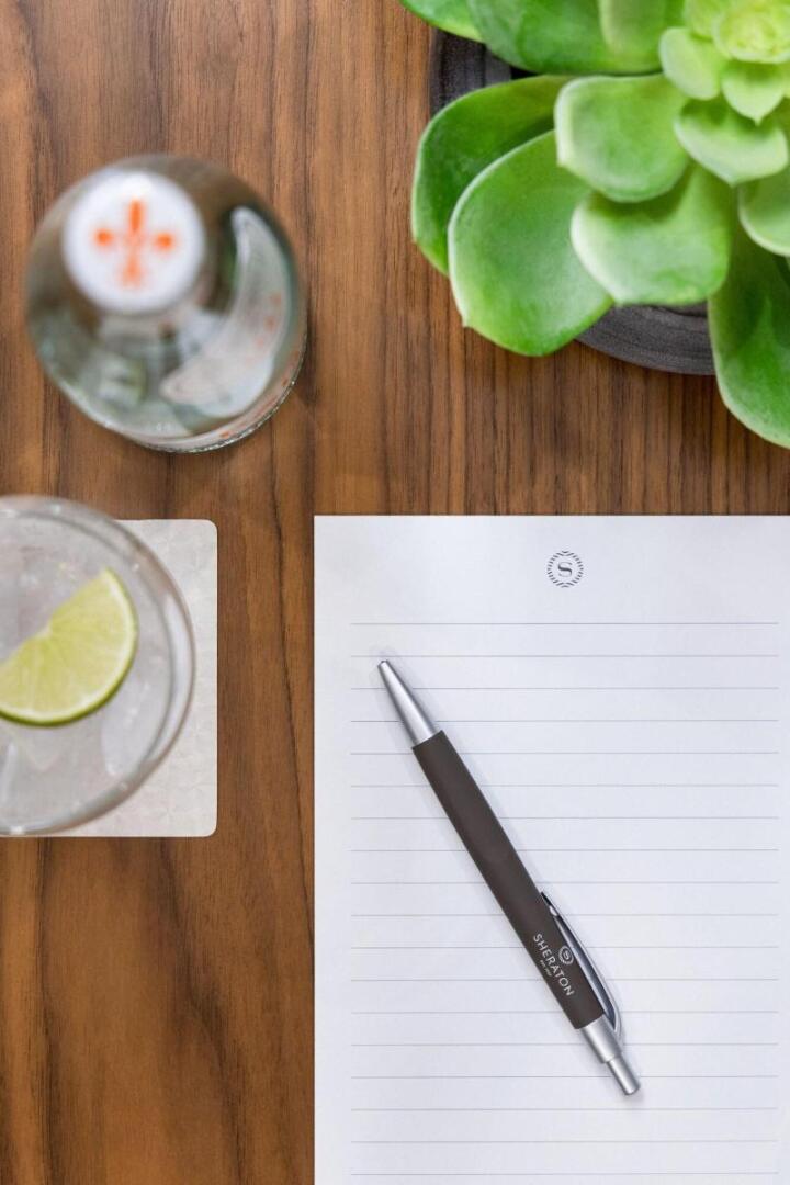 Photo - Sheraton Suites Chicago O'Hare