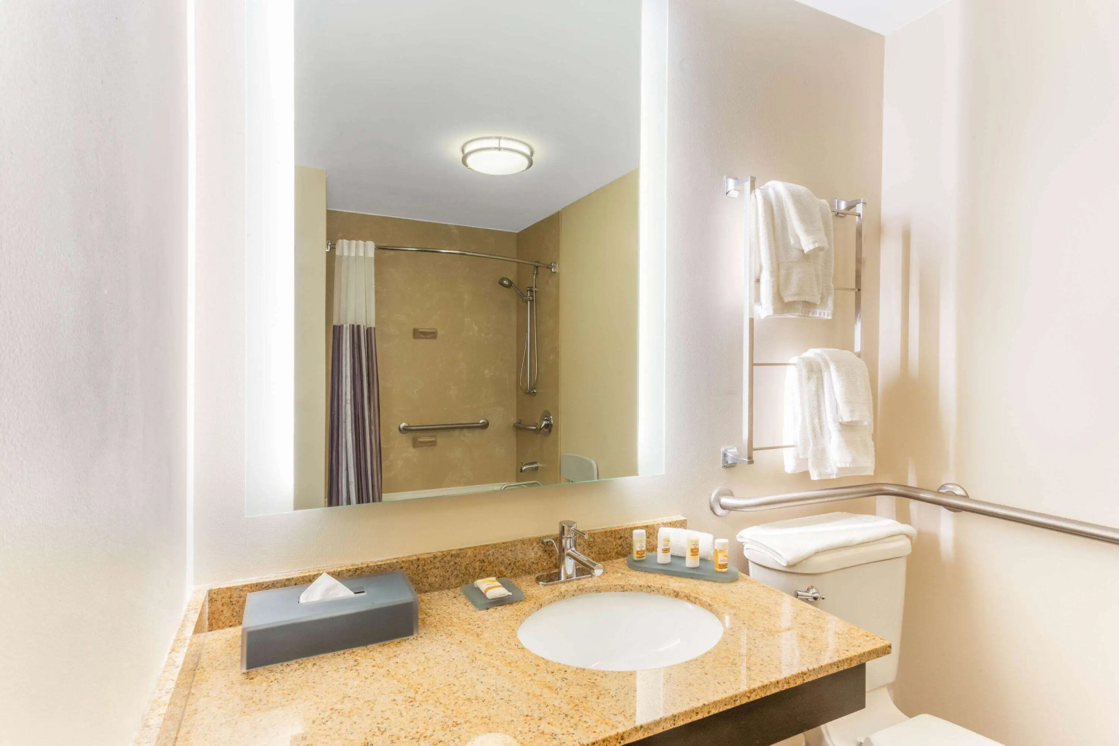Foto - La Quinta Inn & Suites by Wyndham Chicago Downtown