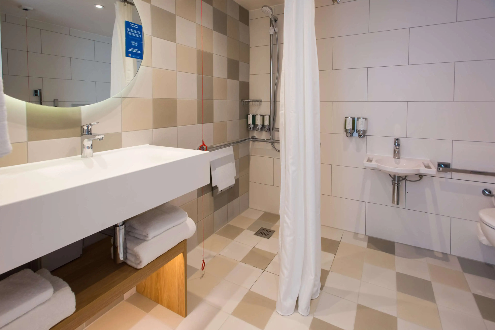 Foto - Hampton by Hilton London Park Royal