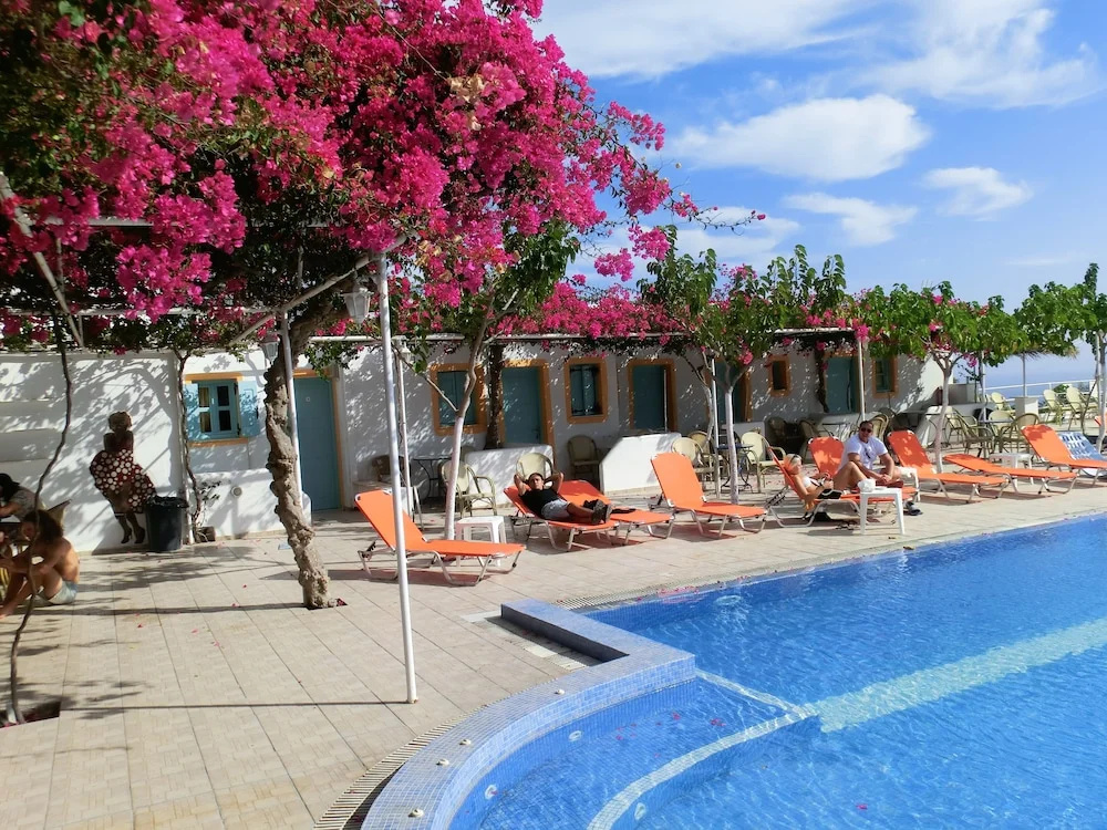 Photo - Santorini Camping Rooms