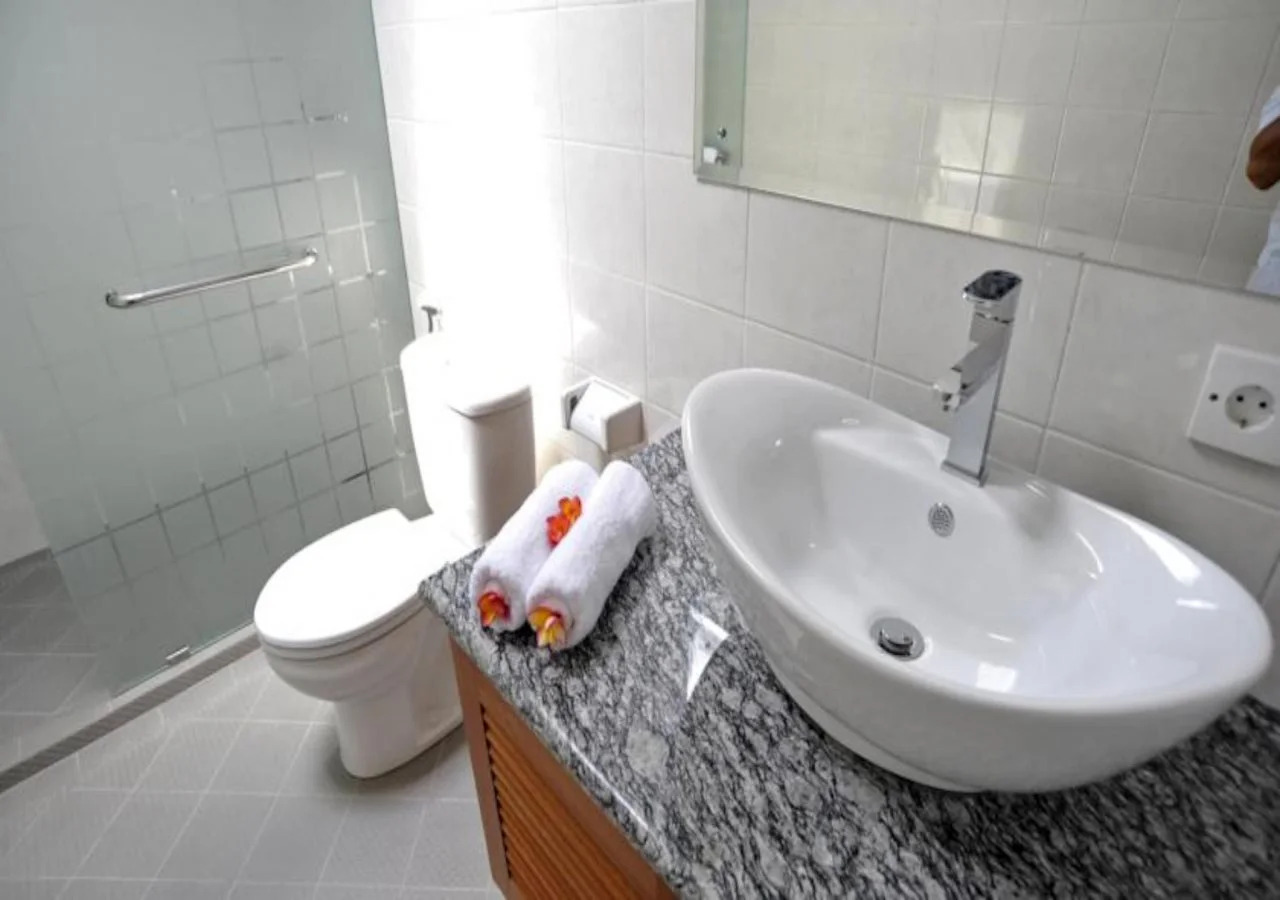Photo - Aquarius Beach Hotel