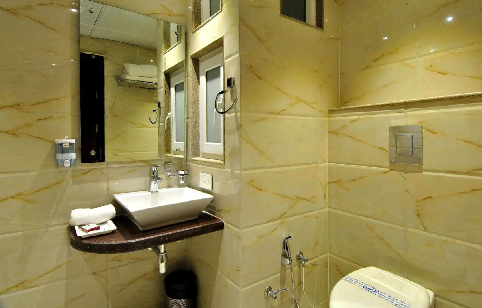 Photo - Hotel Sai Miracle - Near New Delhi Railway Station