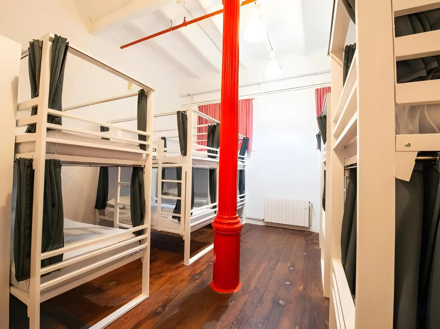 Photo - Safestay Barcelona Gothic