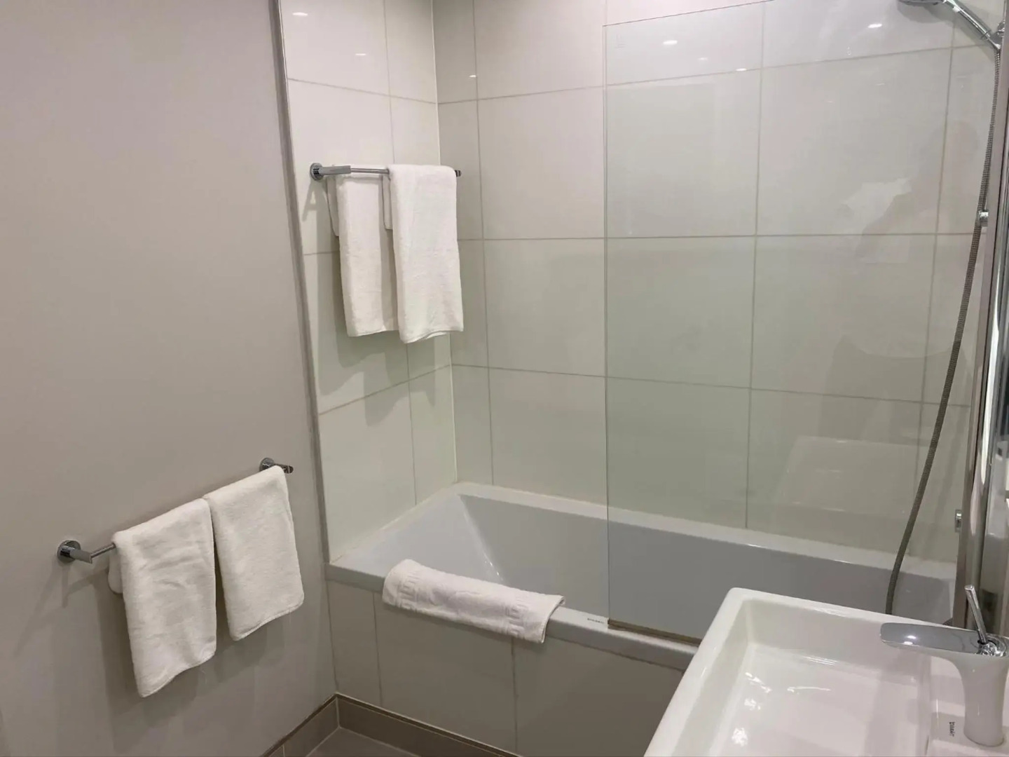 Foto - Axiom Park Hotel