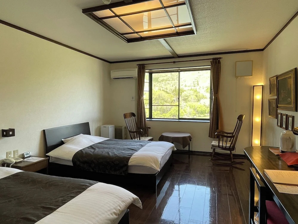 Hotel Hakuryuko Resort