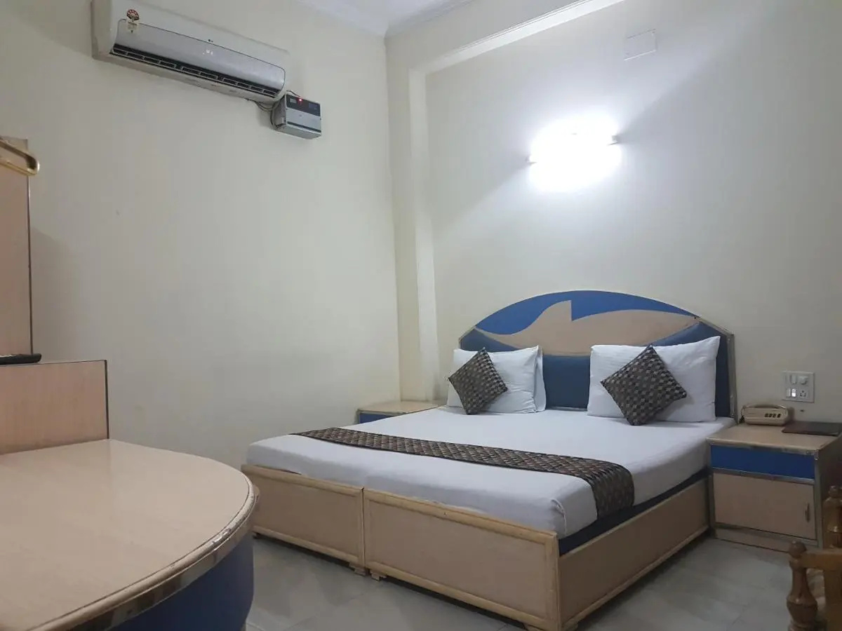 Photo - Hotel Sunstar Residency