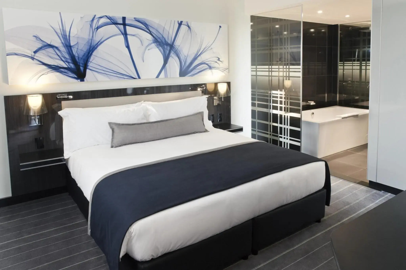 Photo - The Maslow Hotel, Sandton