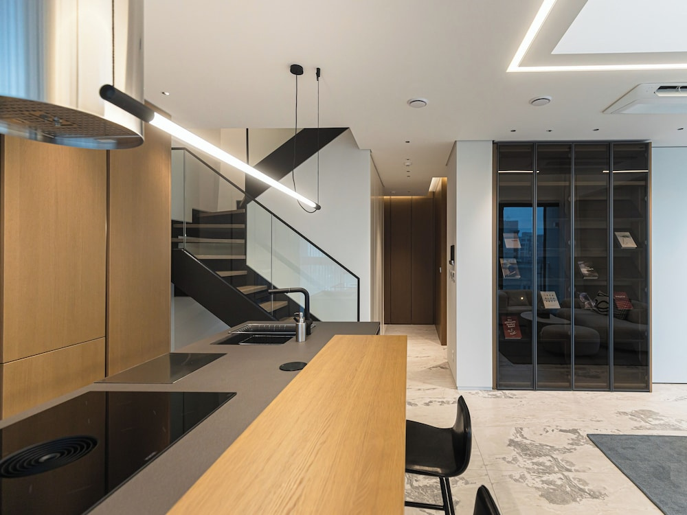 Photo - Caelum Black Gangnam Luxury Residence