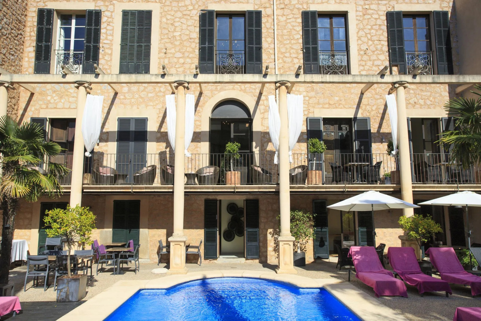 Foto - L'Avenida Adults Only