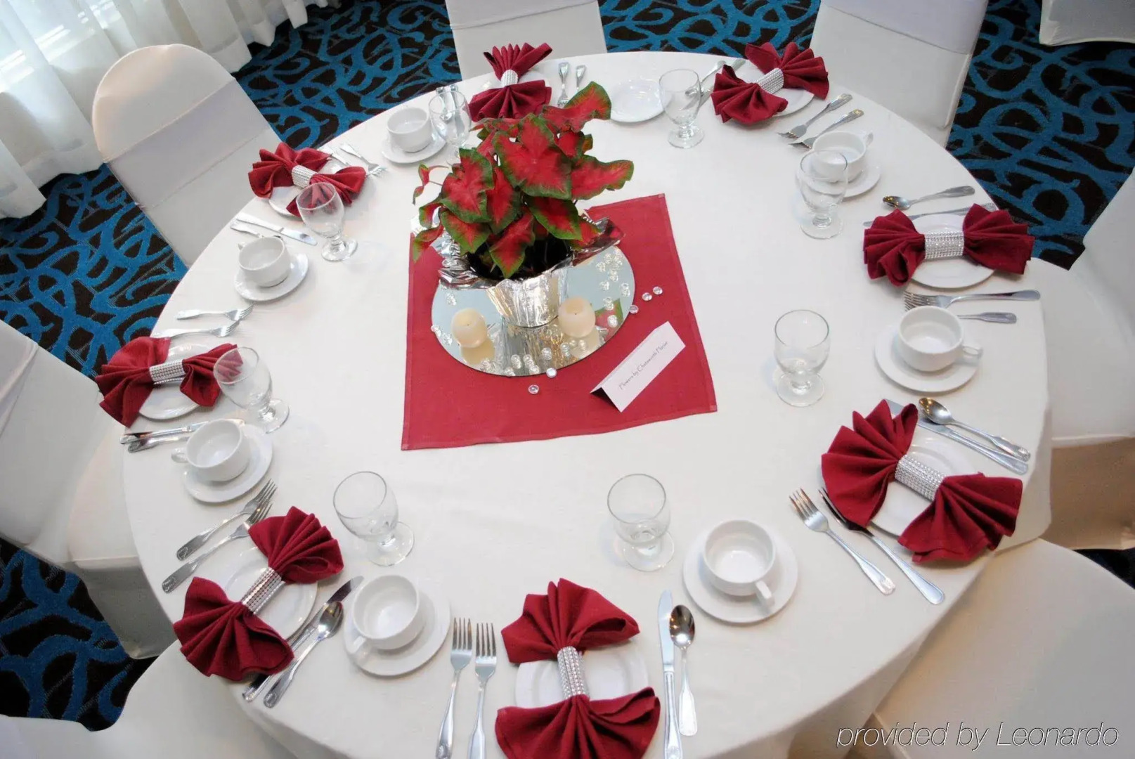 Photo - DoubleTree by Hilton Chatsworth