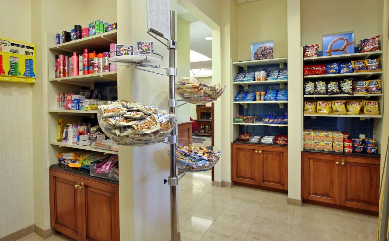 Photo - Hampton Inn & Suites By Hilton - Rockville Centre