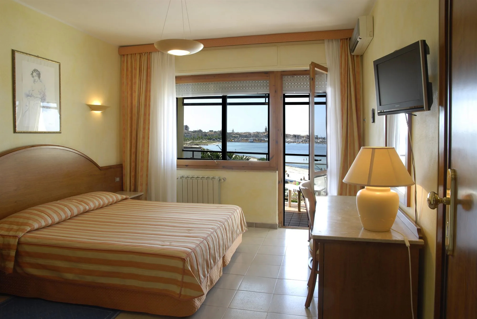Photo - Hotel Florida