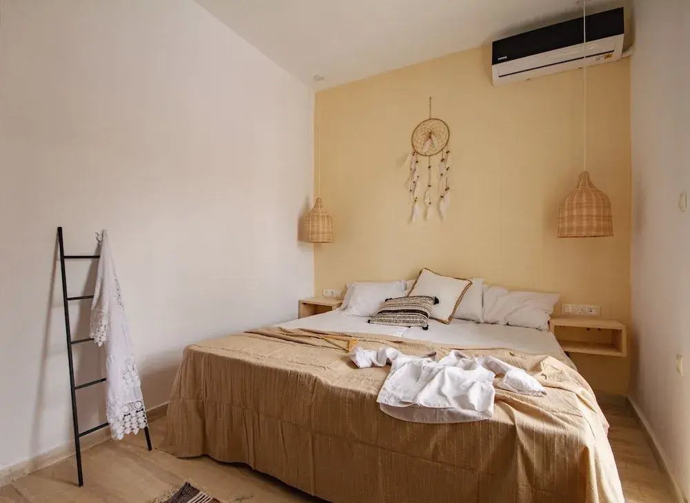 Photo - BOHOTEL Messonghi - Designer's Hotel