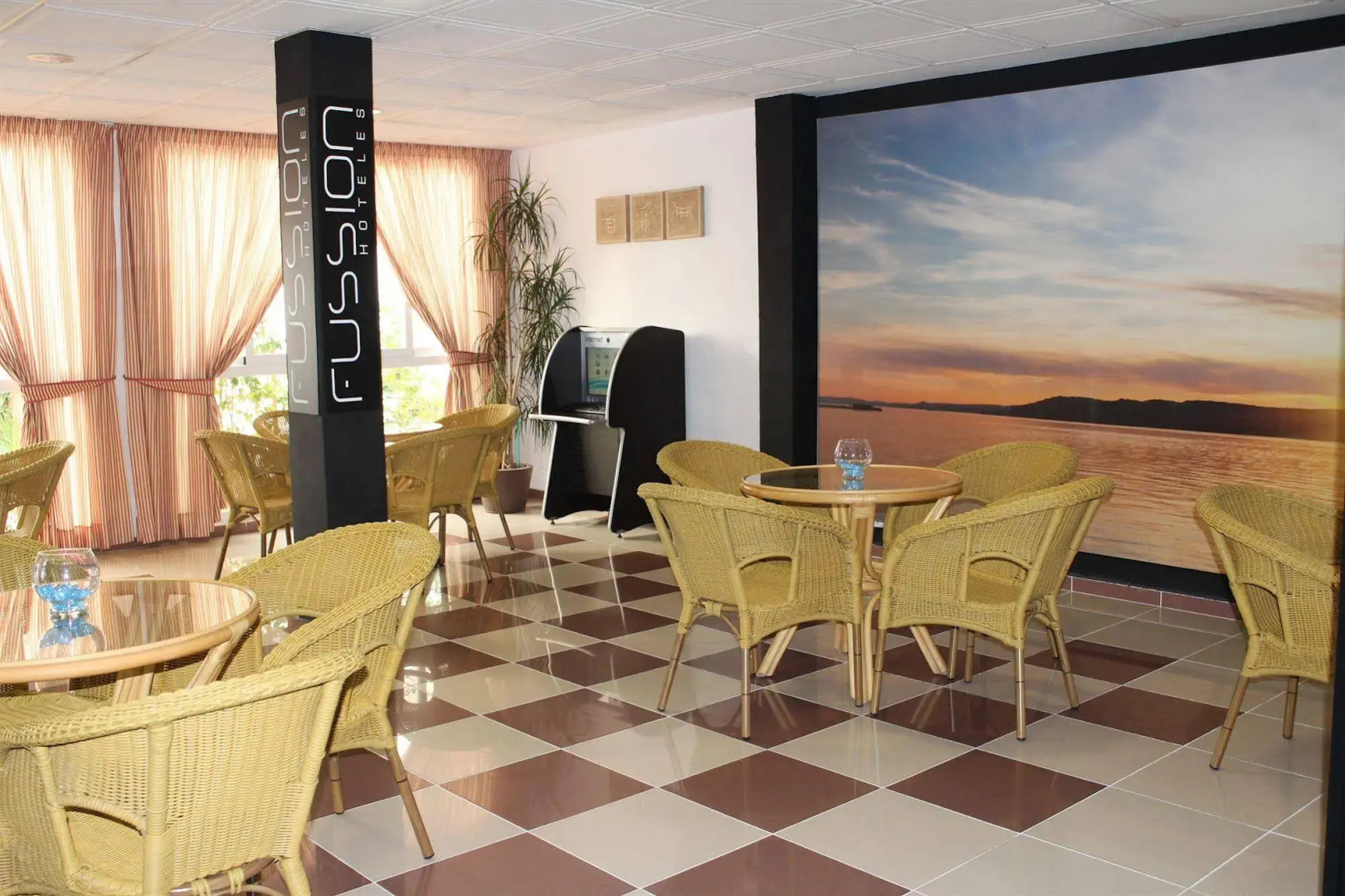 Foto - Hotel BH Internacional