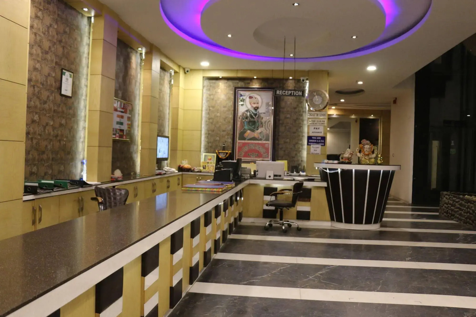 Foto - Hotel All Iz Well - Just a min away from New Delhi Railway Station