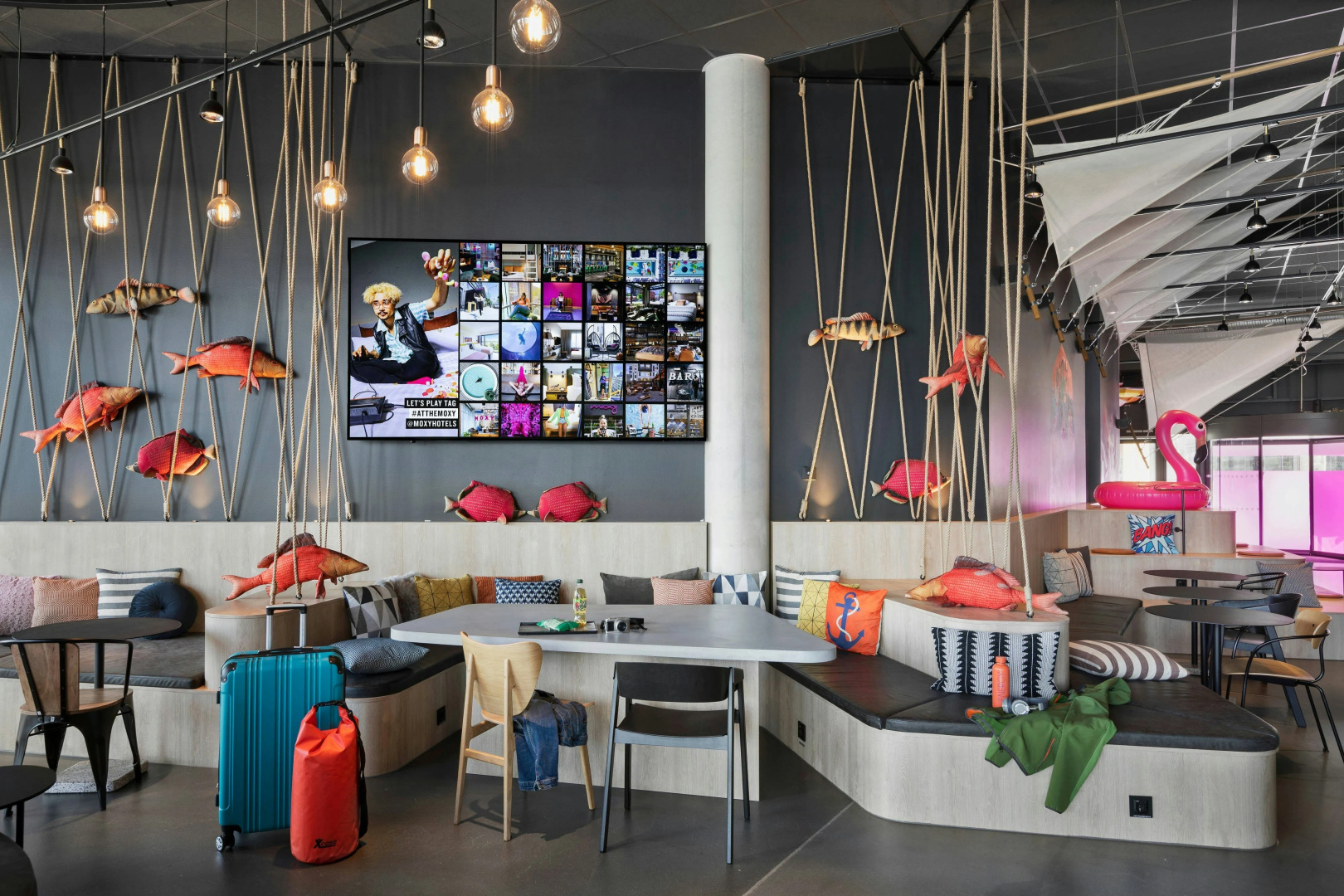 Photo - Moxy Bergen