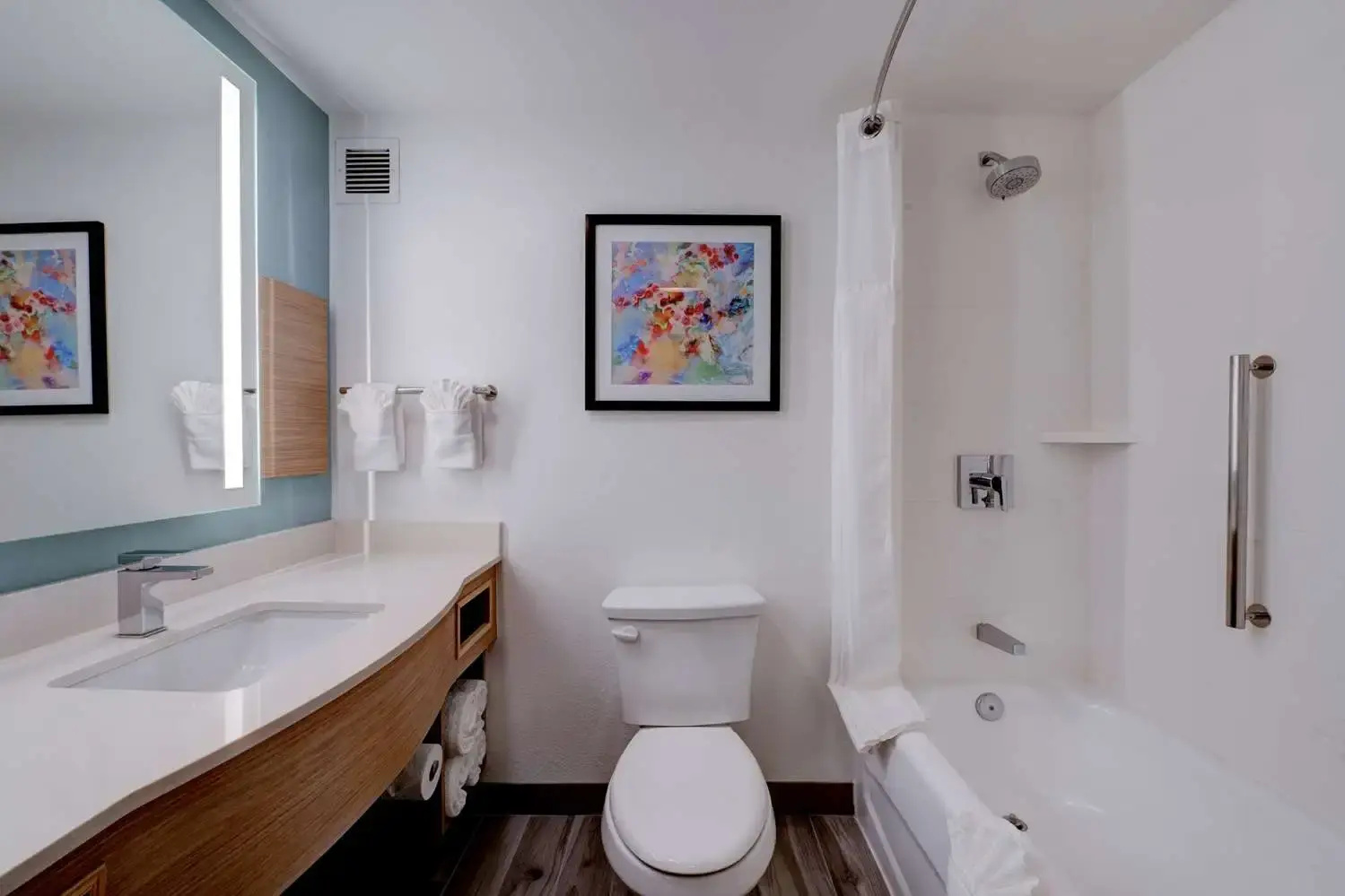 Photo - Hilton Garden Inn Anaheim Garden Grove