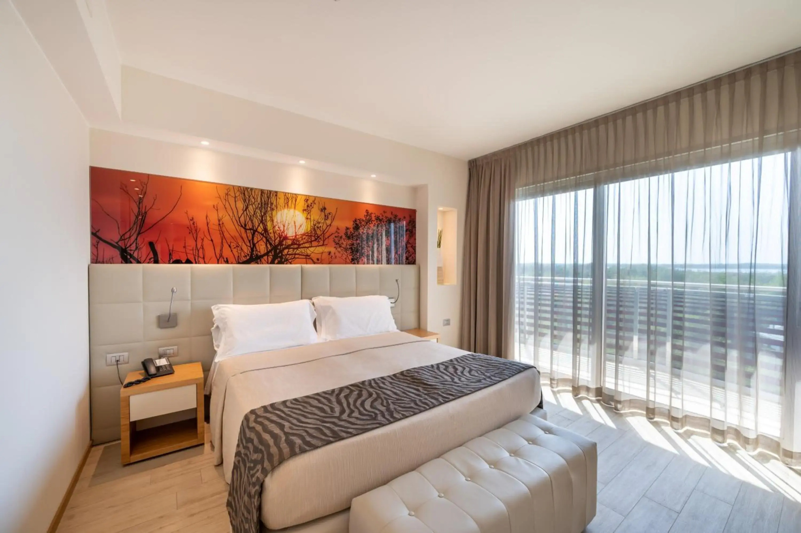 Photo - Laguna Park Hotel