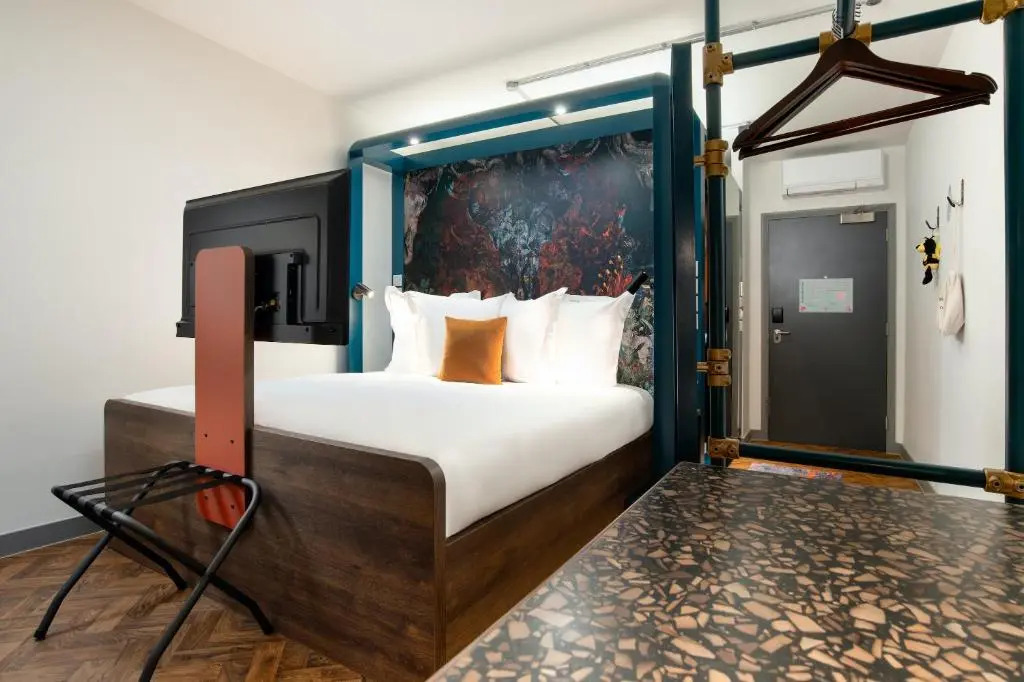 Photo - YOTEL Manchester Deansgate