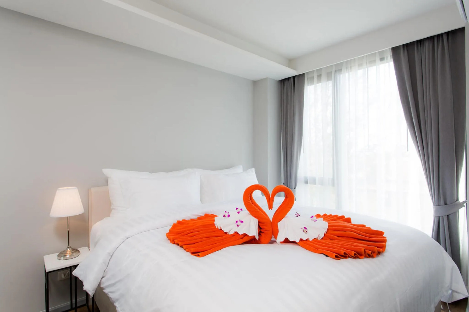 Foto - 6th Avenue Surin Beach - Official Account