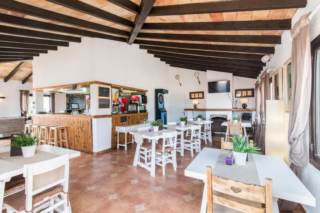 Photo - Hotel Na Taconera