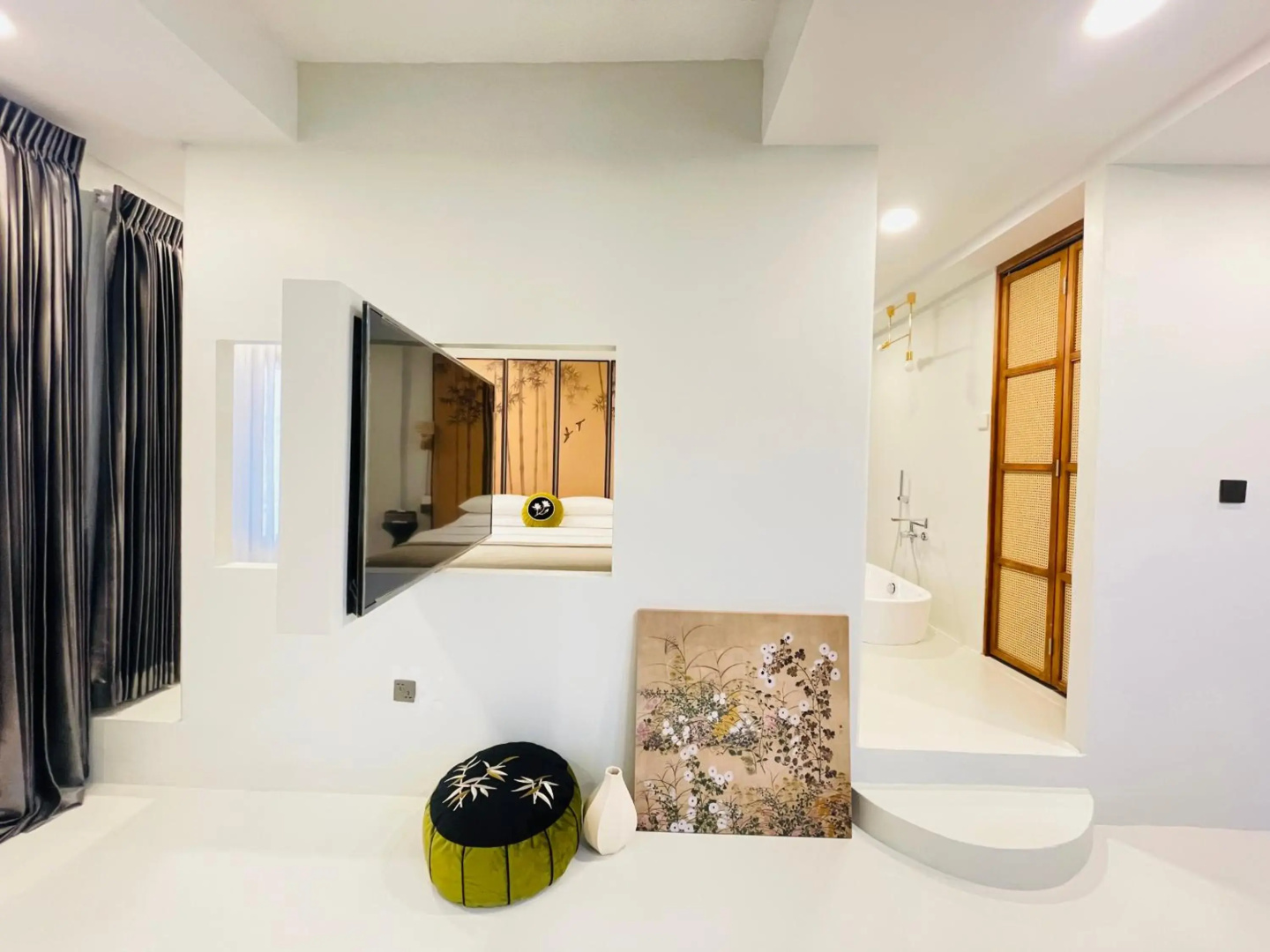 Photo - YOLO Bangkok Boutique Hotel
