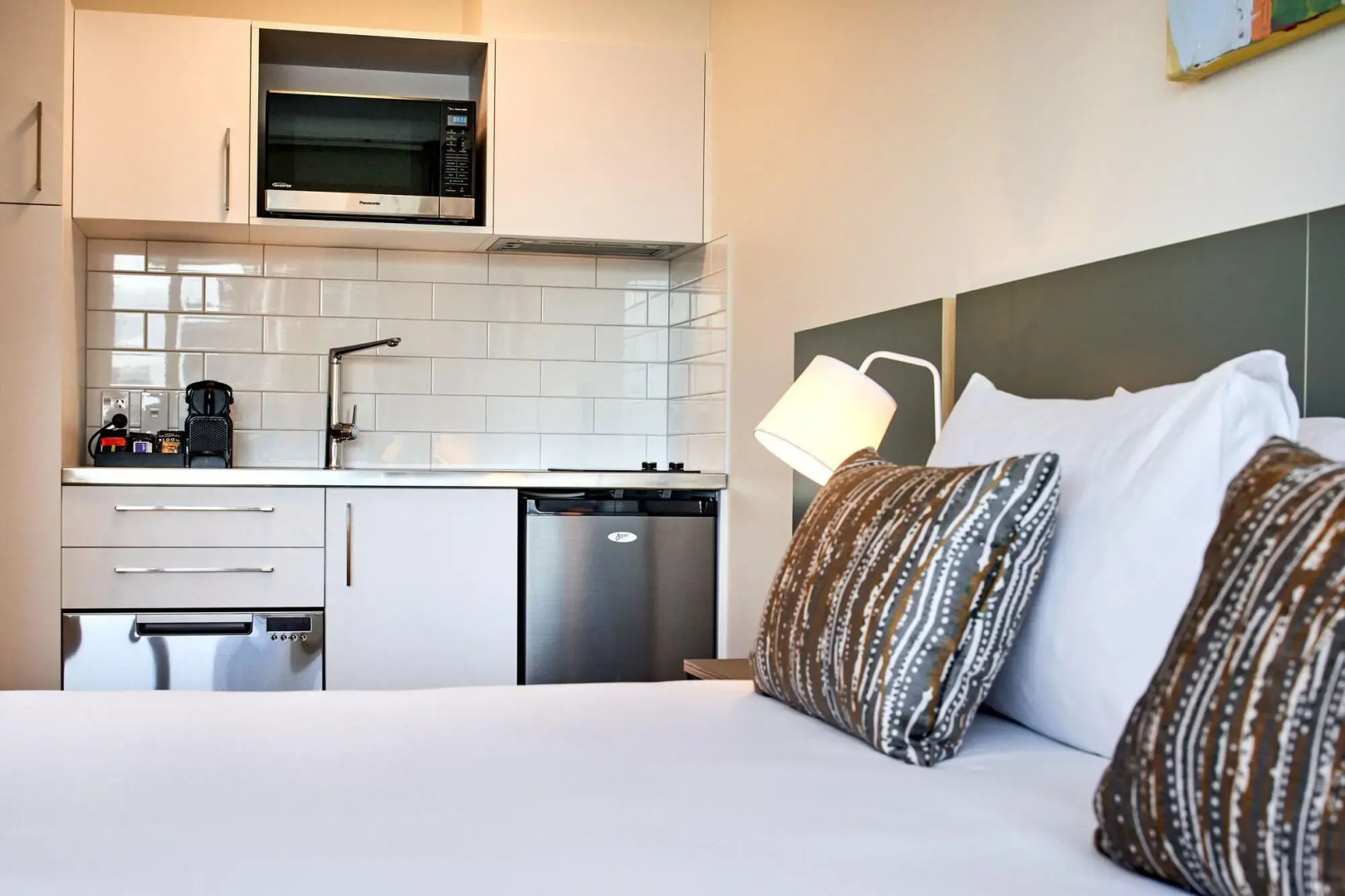 Photo - Sojourn Apartment Hotel - Ghuznee