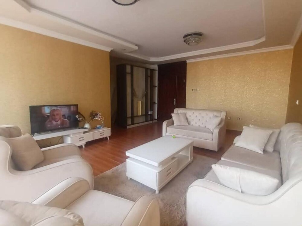 Lovely 2-bed Apartment in Arat Kilo, Addis Ababa