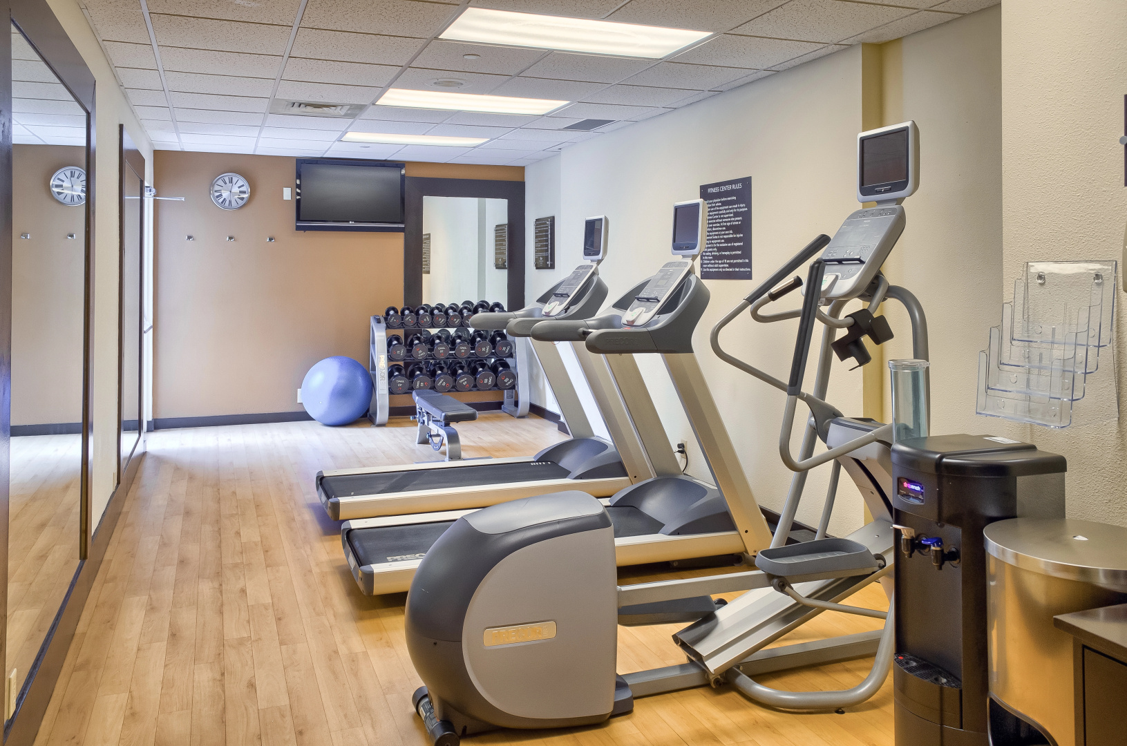 Photo - Hampton Inn & Suites San Bernardino