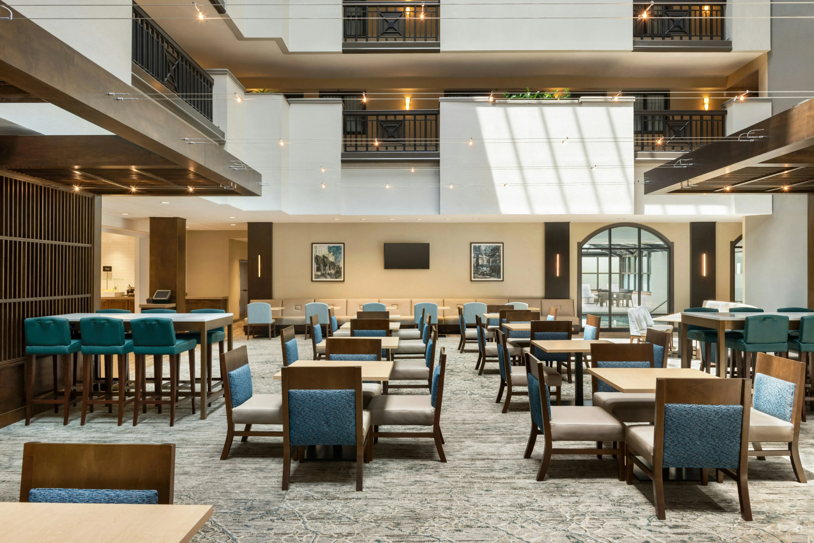 Foto - Embassy Suites by Hilton Atlanta Alpharetta