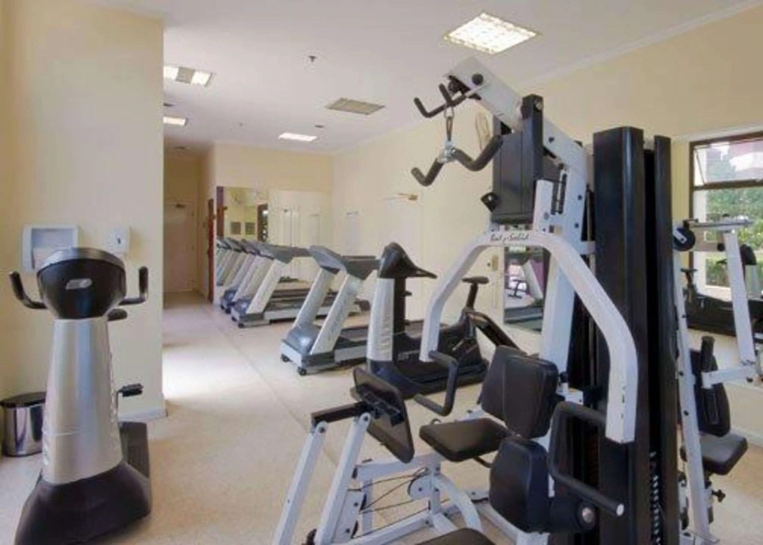 Photo - Quality Suites Vila Olimpia