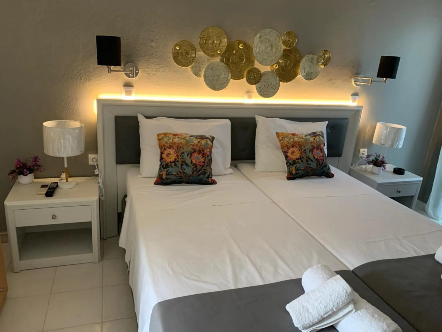 Photo - Alkyonides Hotel