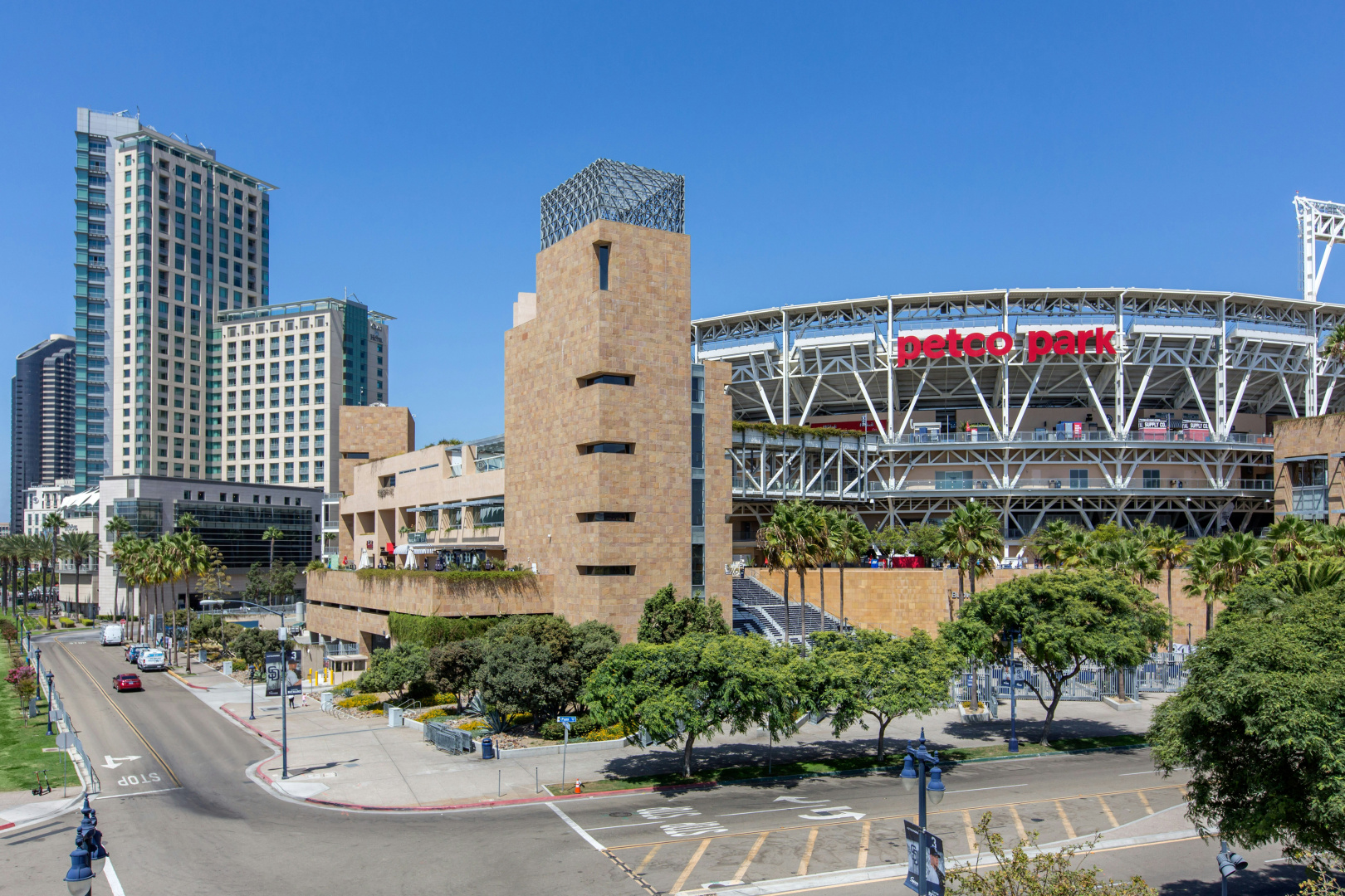Photo - Omni San Diego Hotel at the Ballpark