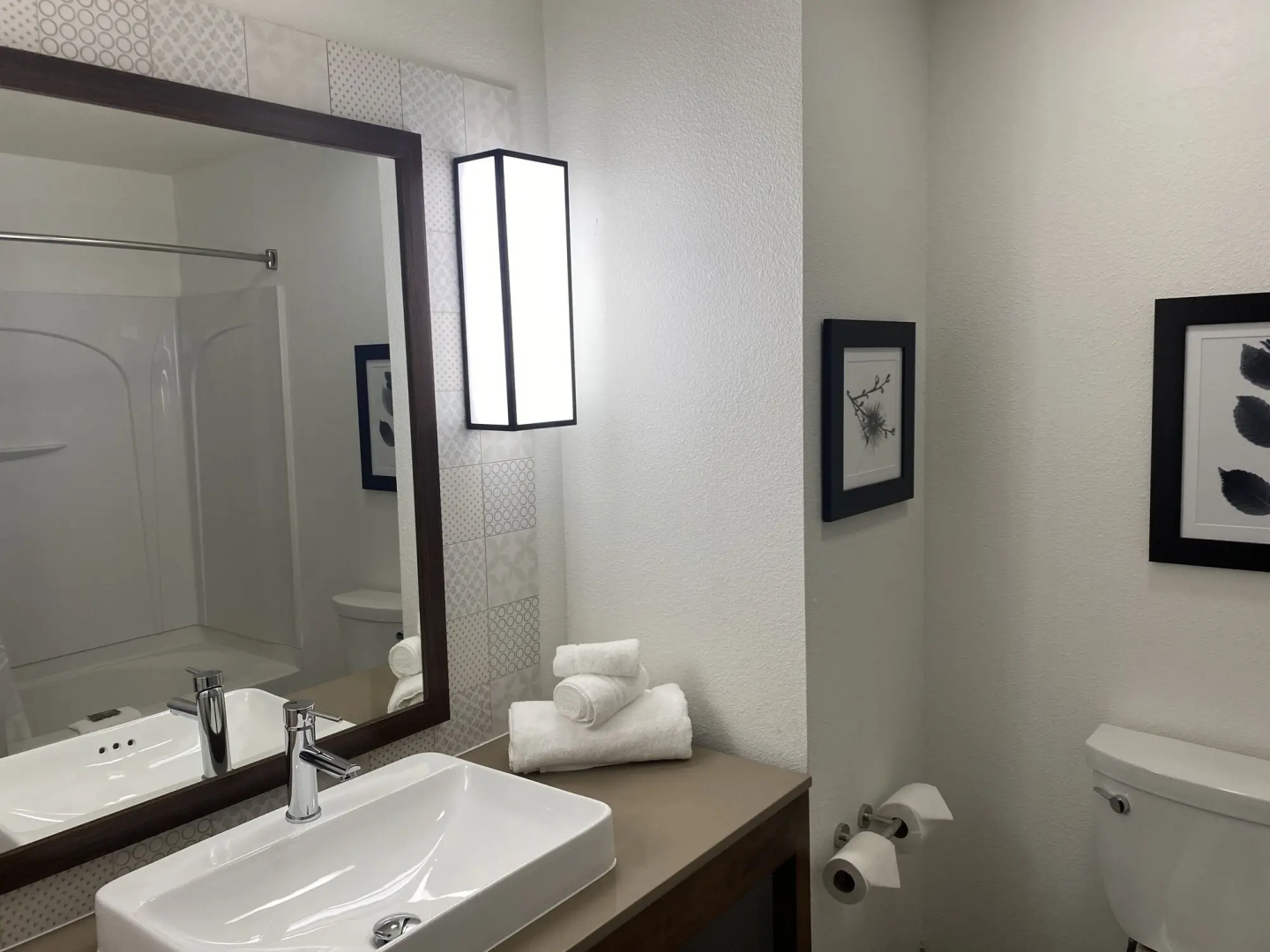 Photo - Country Inn & Suites by Radisson, RJ Stadium - Tampa Airport East
